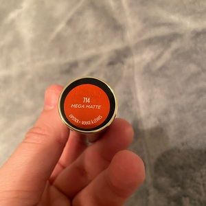 Urban Decay lipstick Shade 714